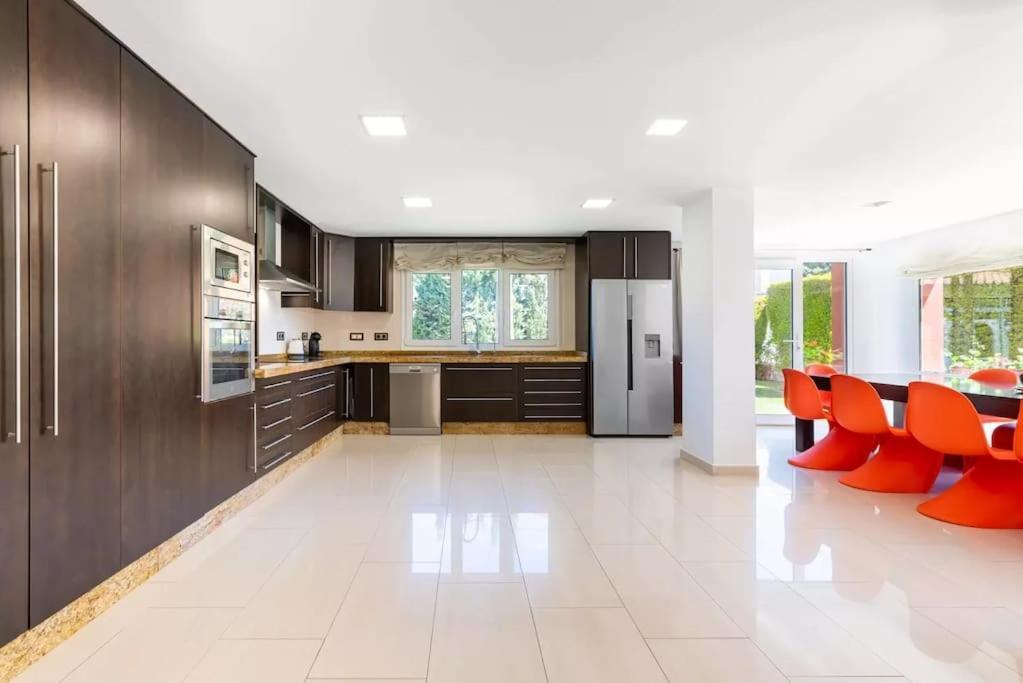 Ohana Luxury Villa With Heated Pool Malaga Exterior photo